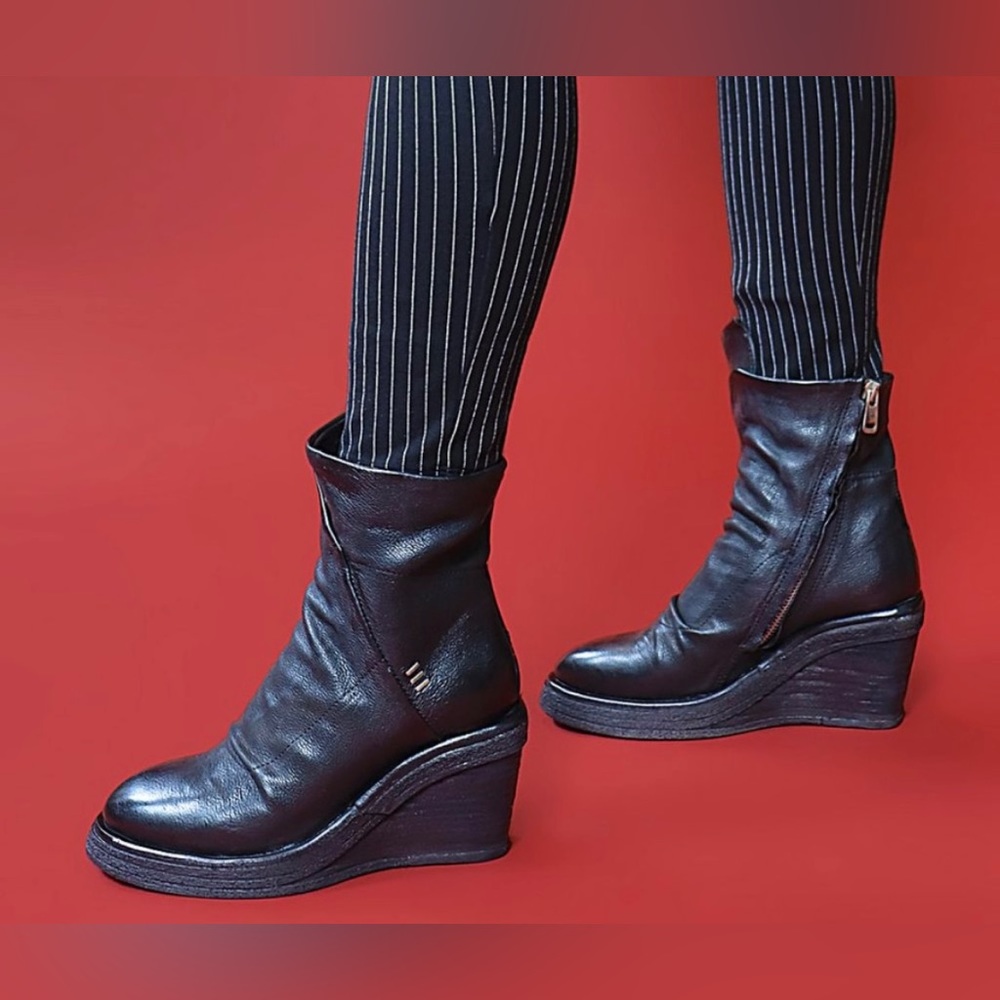 AS 98 Tremont Wedges leather boots NWOT
